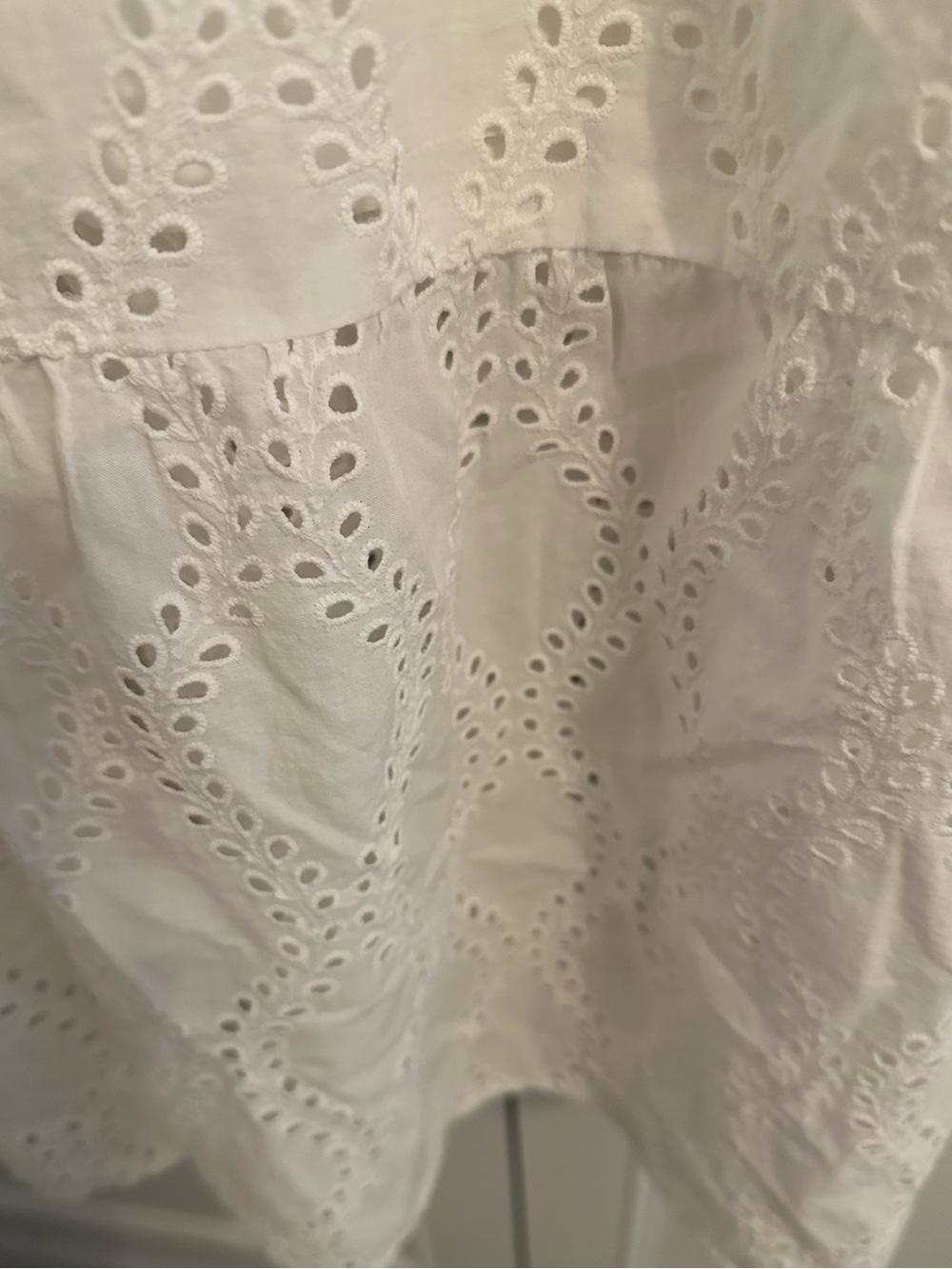 New J. McLaughlin Feminine Elena White Eyelet Maxi Dress Ruffle Sleeves Size XL - Picture 11 of 15